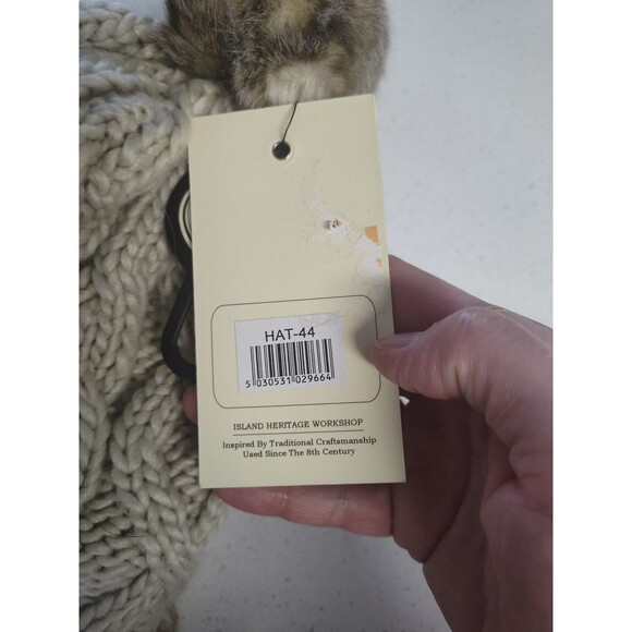 Aran Knit Winter Hat-44 Scotland Island Heritage Foundation Ties Pom Pom on Top - Picture 8 of 8